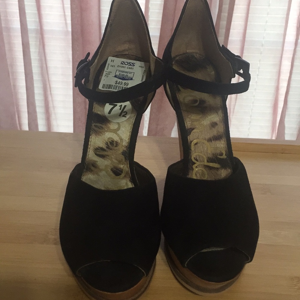 Black Mary Jane wedge